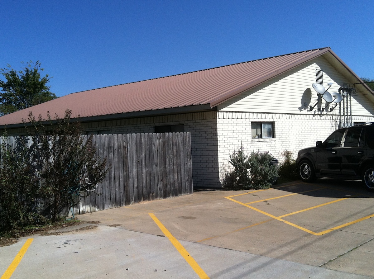 Property main image